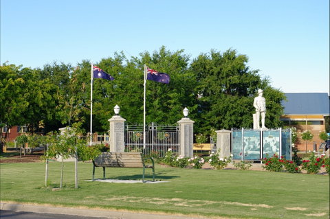 WW1 Memorial Park - Surfers Gold Coast 1