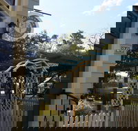 Boutique shopping and heritage buildings in Gladstone - Surfers Gold Coast