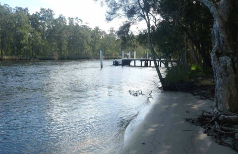 Engels Reach Picnic Area - Surfers Gold Coast 0