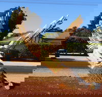 Loxton Tree sculptures - Surfers Gold Coast