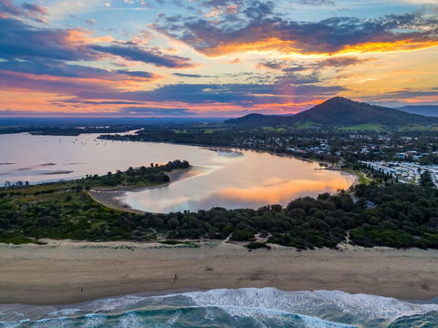 Shoalhaven River - Surfers Gold Coast 1
