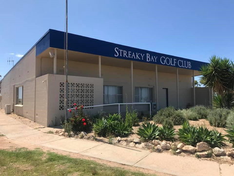 Streaky Bay Golf Club - Surfers Gold Coast 0