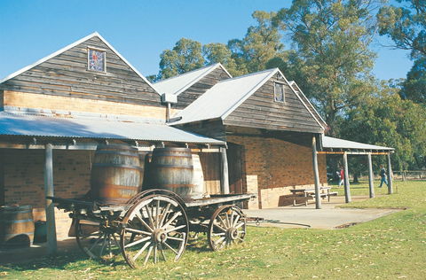 Craft Beer And Wine Trail, Peel Region - Surfers Gold Coast 1