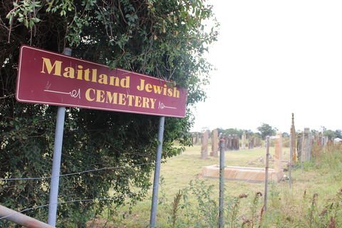 Maitland Jewish Cemetery - Surfers Gold Coast 0