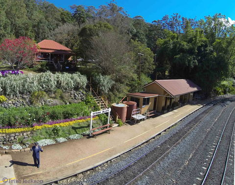 Spring Bluff Railway Station - Surfers Gold Coast 0