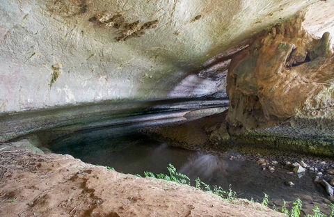 Verandah Cave - Surfers Gold Coast 0