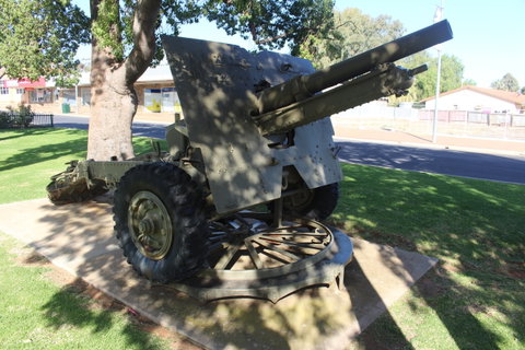 War Gun Trophy - Surfers Gold Coast 0