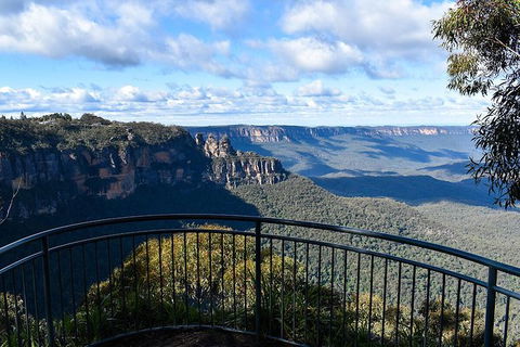 Blue Mountains Vintage Cadillac Tour With Local Guide - Surfers Gold Coast 1