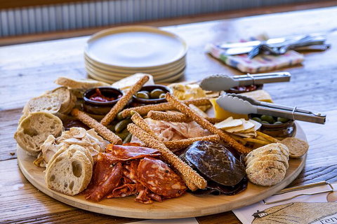 Bathurst Wine Trail Full-Day Private Tour With Tastings - Surfers Gold Coast 6