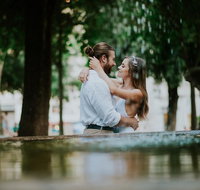 Private Photo Session with a Local Photographer in Cairns - Surfers Gold Coast