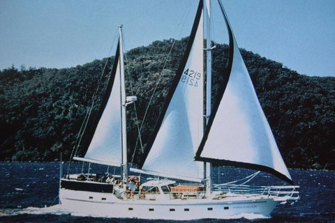 Great Barrier Reef Private Expedition Cruise (min 4 Day Max 8 Guests) - Surfers Gold Coast 2