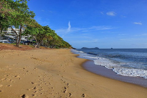 Airport Transfer - Palm Cove, Kewarra Beach & Trinity Beach To Cairns Airport - Surfers Gold Coast 7