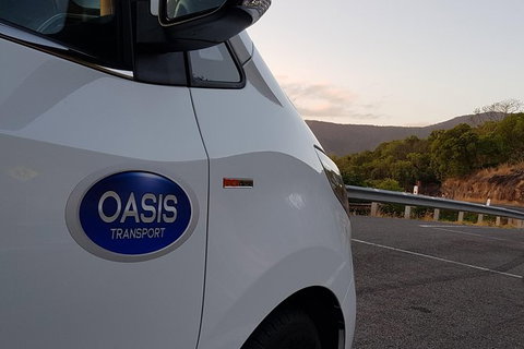 Luxury Van, Private Transfer, Palm Cove - Cairns - Surfers Gold Coast 2