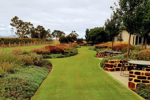 Private Wine Tour - Surfers Gold Coast 7