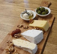 Terroir Wine Tours Tasmania Guided Sunday Wine Cheese  Gin Tours Hobart - Surfers Gold Coast