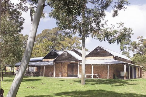 Wineries And Scenic Drive Full Day Tour - Surfers Gold Coast 4