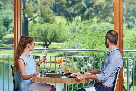 Romance Aircraft Flight + Scenic Tour + 3 Course Lunch + Beer Tasting + Hamper - Surfers Gold Coast 3