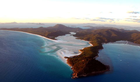 Tigermoth Adventures Whitsunday - Surfers Gold Coast 4