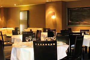 Mango Cafe Bar Restaurant - Surfers Gold Coast 0