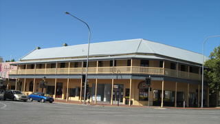 Colac Hotel - Surfers Gold Coast 0