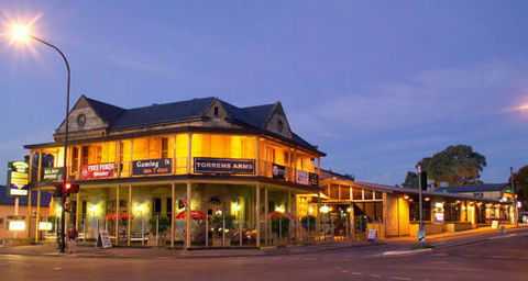 Torrens Arms Hotel - Surfers Gold Coast 0