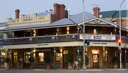 Coopers Alehouse At The Earl - Surfers Gold Coast 0
