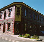 Earl of Leicester Hotel - Surfers Gold Coast