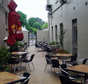 Moss Vale Hotel - Surfers Gold Coast