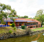 Anglers Tavern - Surfers Gold Coast