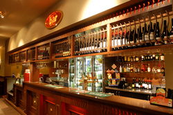 Croxton Park Hotel - Surfers Gold Coast 1