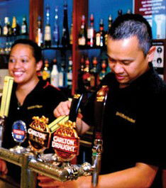 Guildford Hotel - Surfers Gold Coast 1