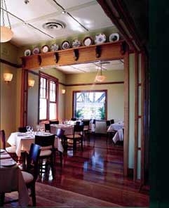 Harbour View Hotel - Surfers Gold Coast 2