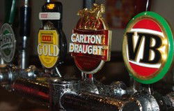 Bird In Hand Inn - Surfers Gold Coast 3