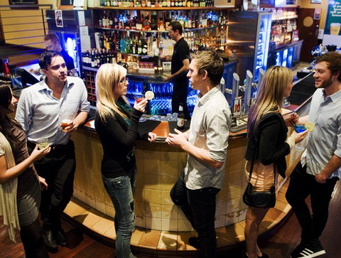 The Clarendon Hotel - Surfers Gold Coast 0