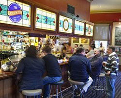 Kensington Hotel - Surfers Gold Coast 3