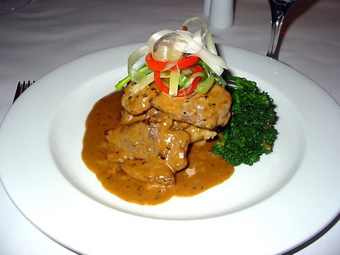 Zino Restaurant Pizzeria - Surfers Gold Coast 1