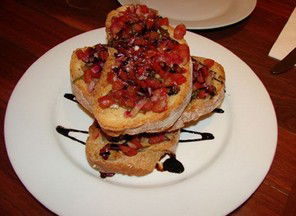 Annies Pizza & Restaurant - Surfers Gold Coast 4