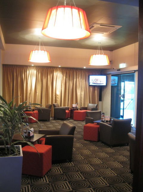 Cleveland Tavern - Surfers Gold Coast 7