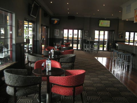 Cleveland Tavern - Surfers Gold Coast 8