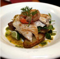 Airport Tavern & Bistro - Surfers Gold Coast 1