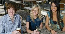 Vaucluse Hotel - Surfers Gold Coast 3