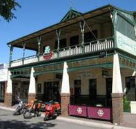 Shamrock Hotel Alexandra - Surfers Gold Coast