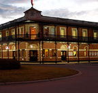 The Grand Terminus Hotel - Surfers Gold Coast