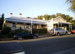 Earl Of Spencer Historic Inn - Surfers Gold Coast 0
