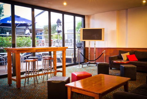 CBD Hotel Newcastle - Surfers Gold Coast 1