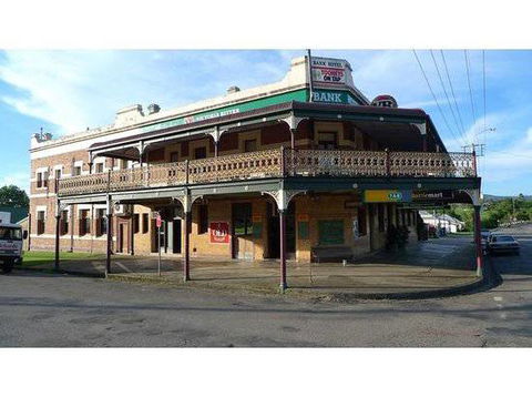 Nag's Head Hotel - Surfers Gold Coast 0