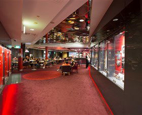 Ainslie Football And Social Club - Surfers Gold Coast 2