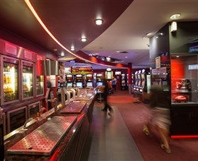 Ainslie Football And Social Club - Surfers Gold Coast 0