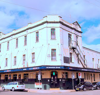 Caledonian Hotel - Surfers Gold Coast