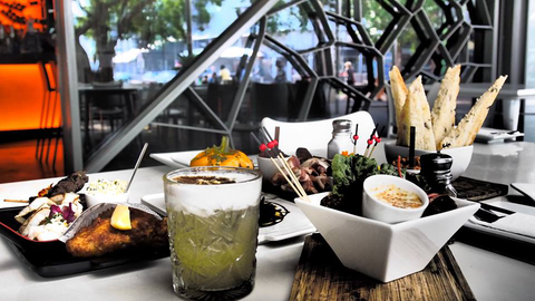 Viva La Vida Wine & Tapas Bar - Surfers Gold Coast 1